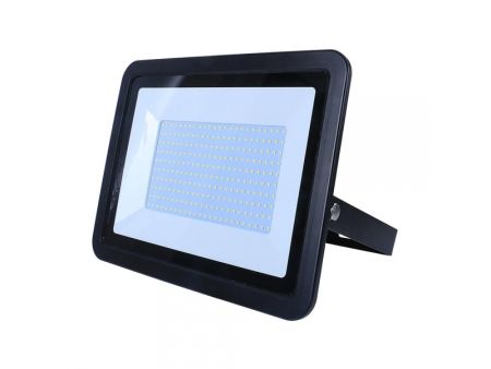 150w LED Floodlight 6000k - Black (MET150-60)